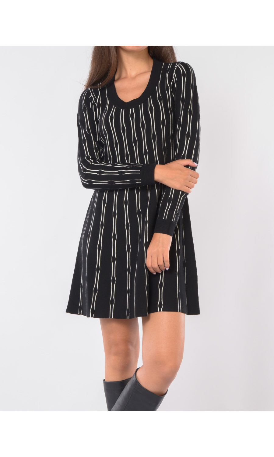 abito corto da donna Nenette in maglia jacquard