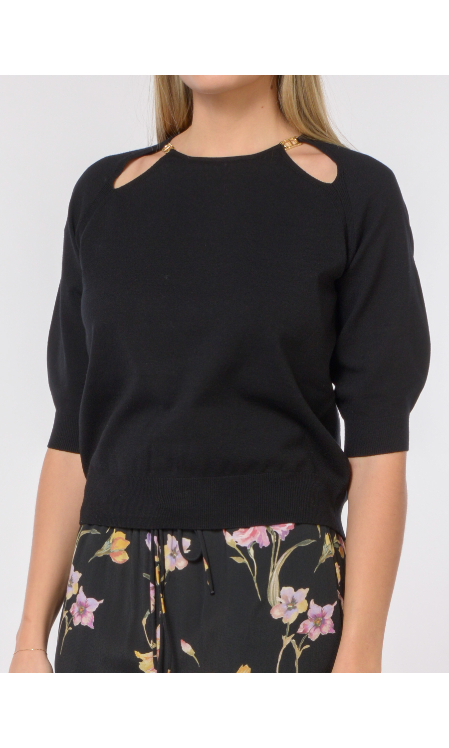 maglia da donna Twinset con cut out e manica a tre quarti